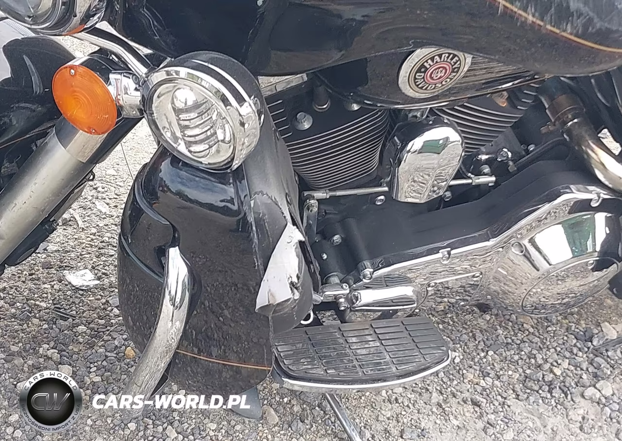 1998 Harley-Davidson Flhtcui VIN:1HD1FCR18WY622399 - 13