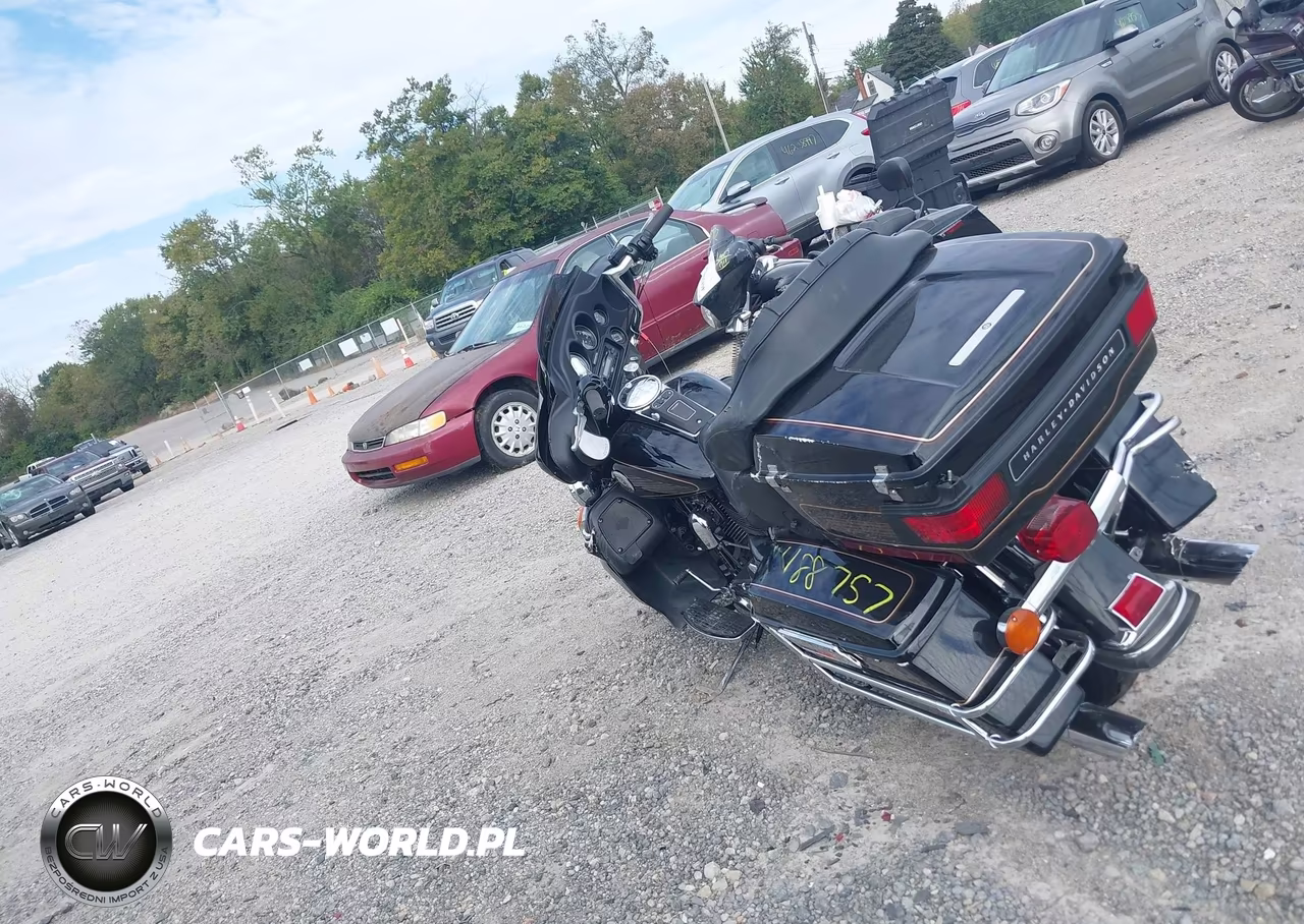 1998 Harley-Davidson Flhtcui VIN:1HD1FCR18WY622399 - 3