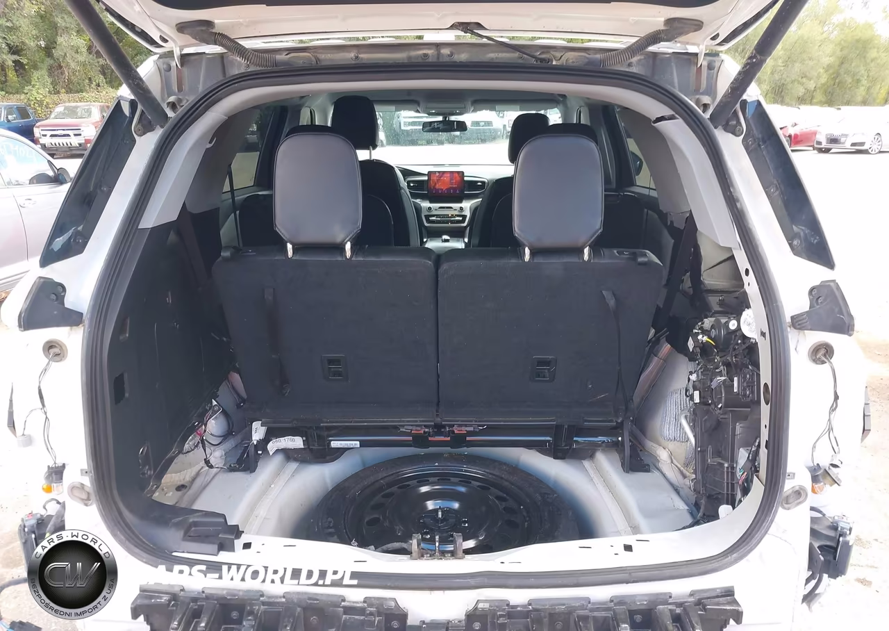 2022 Ford Explorer Xlt VIN:1FMSK8DH0NGA98412 - 18