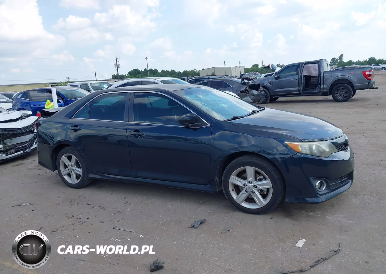2014 Toyota Camry Se VIN:4T1BF1FK1EU809072 - 13