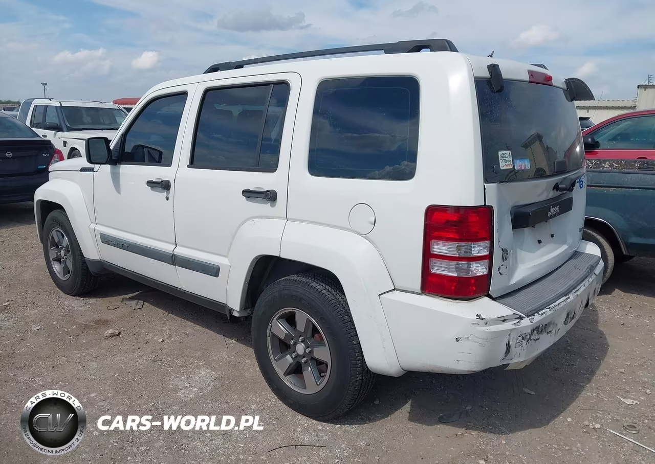 2008 Jeep Liberty Sport VIN:1J8GP28K08W137663 - 3