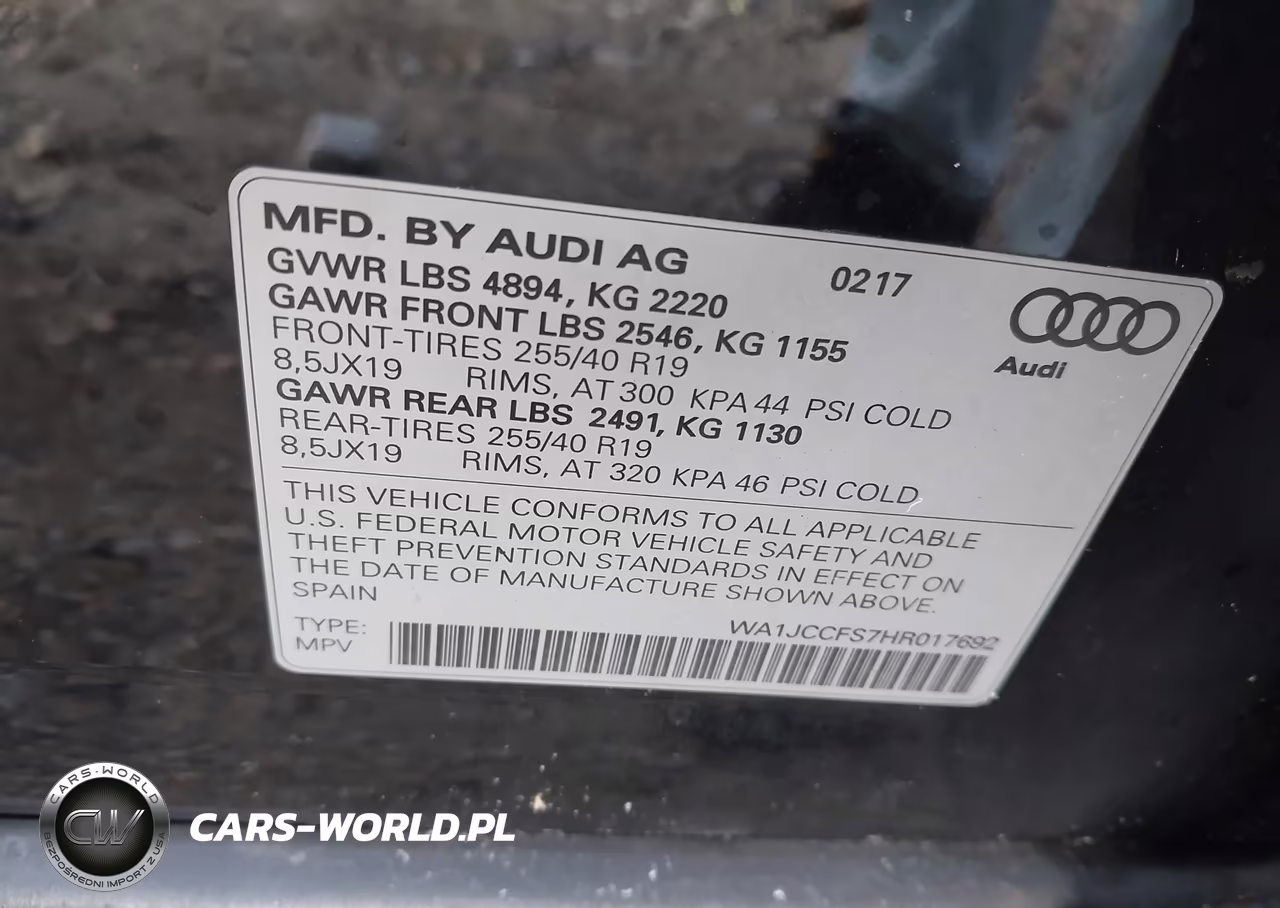 2017 Audi Q3 2.0T Premium VIN:WA1JCCFS7HR017692 - 9