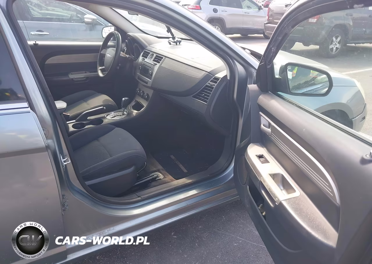 2010 Chrysler Sebring Touring VIN:1C3CC4FB2AN115597 - 5