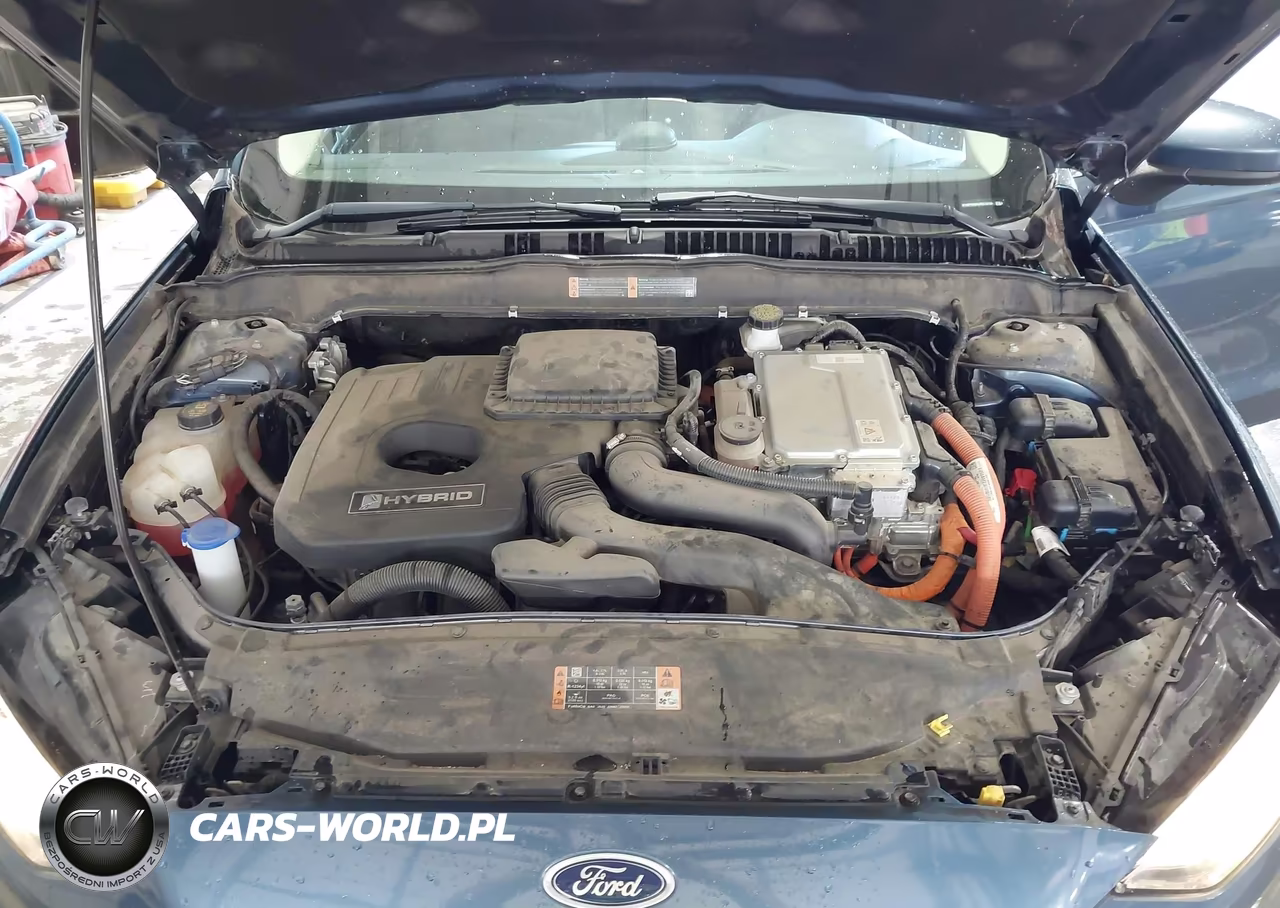2018 Ford Fusion Hybrid S VIN:3FA6P0UU5JR273753 - 10