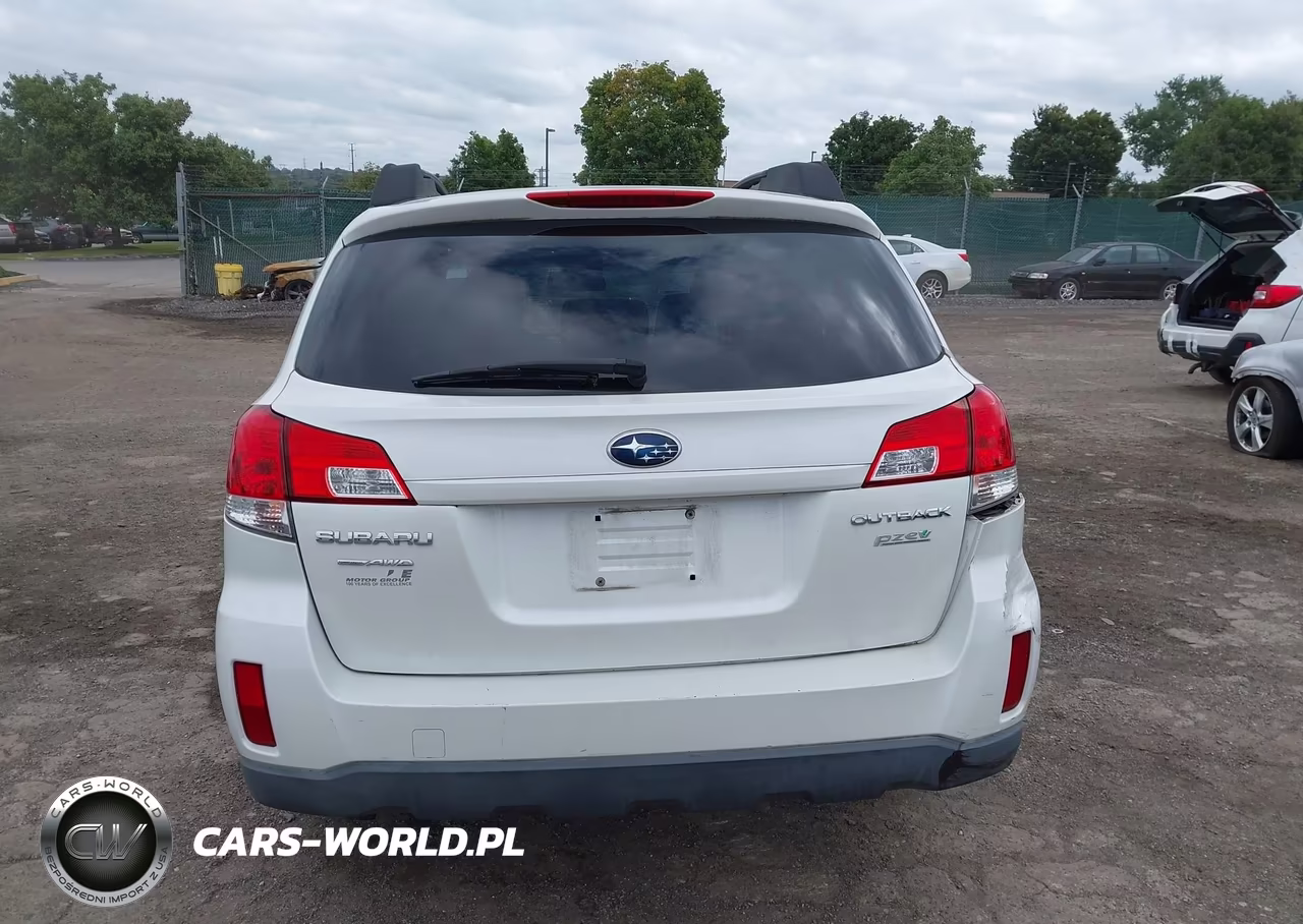 2011 Subaru Outback 2.5I Premium VIN:4S4BRBCC2B3397692 - 16