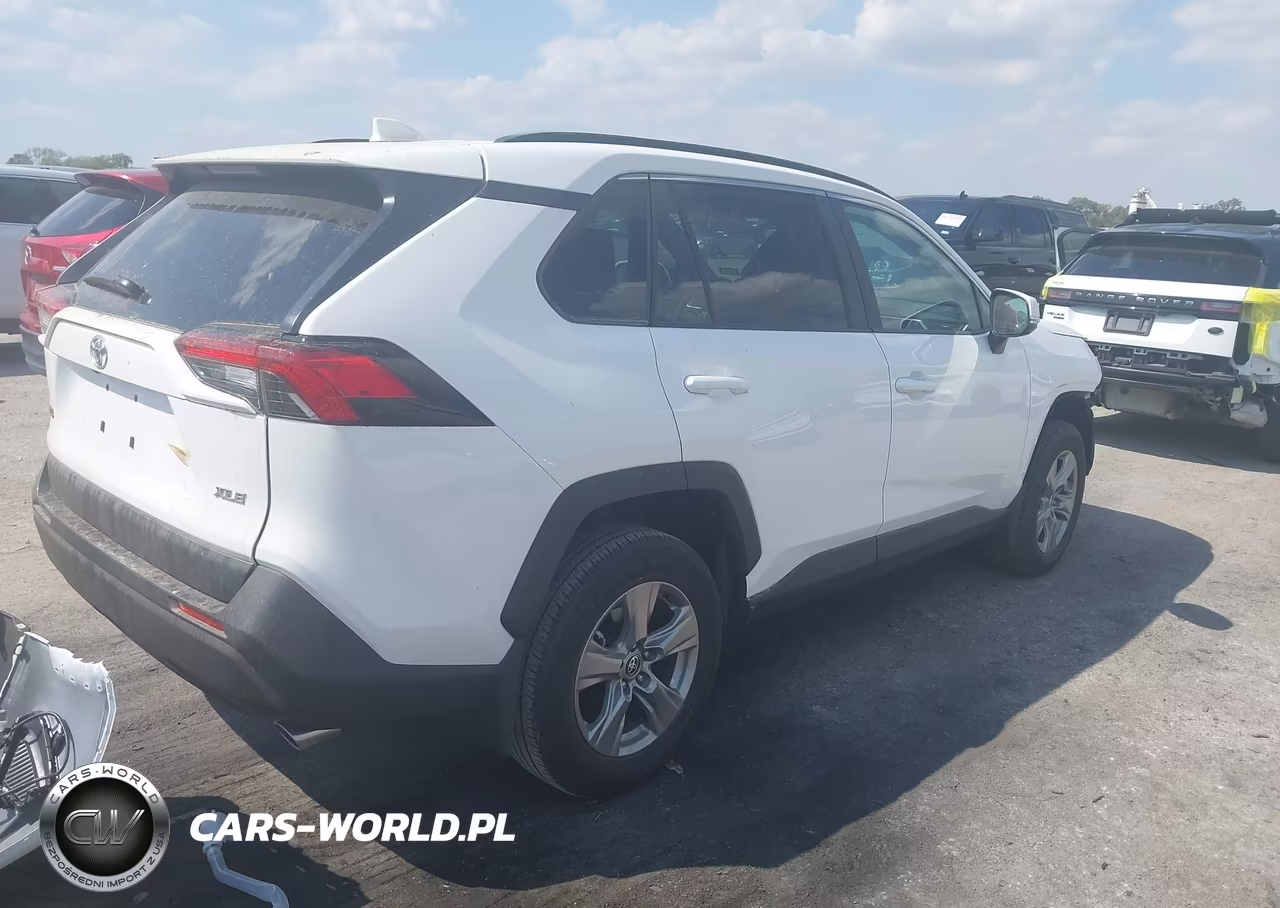 2025 Toyota Rav4 Xle VIN:2T3W1RFV8SC358865 - 4