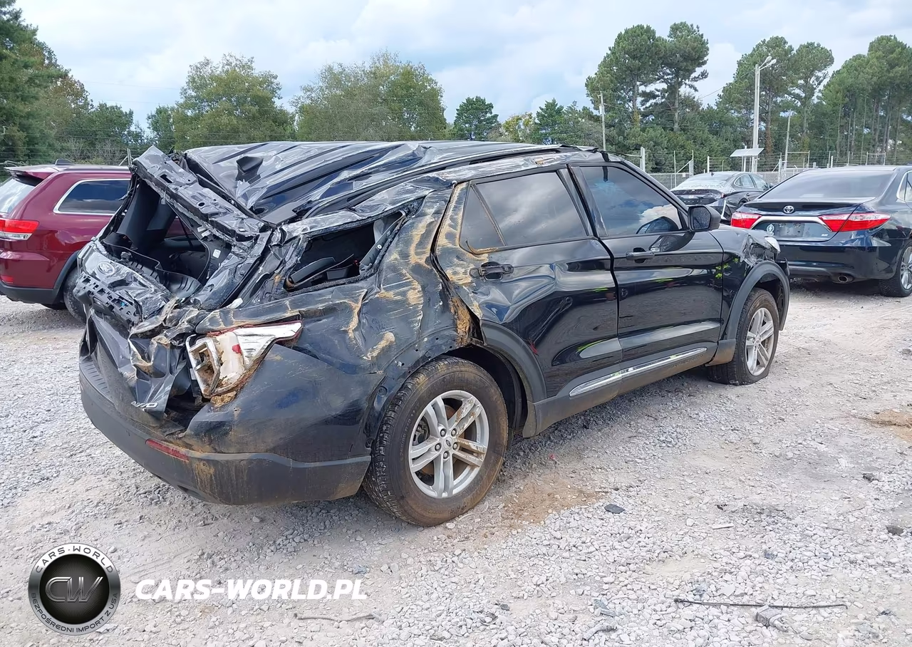 2021 Ford Explorer Xlt VIN:1FMSK8DH3MGB90564 - 4