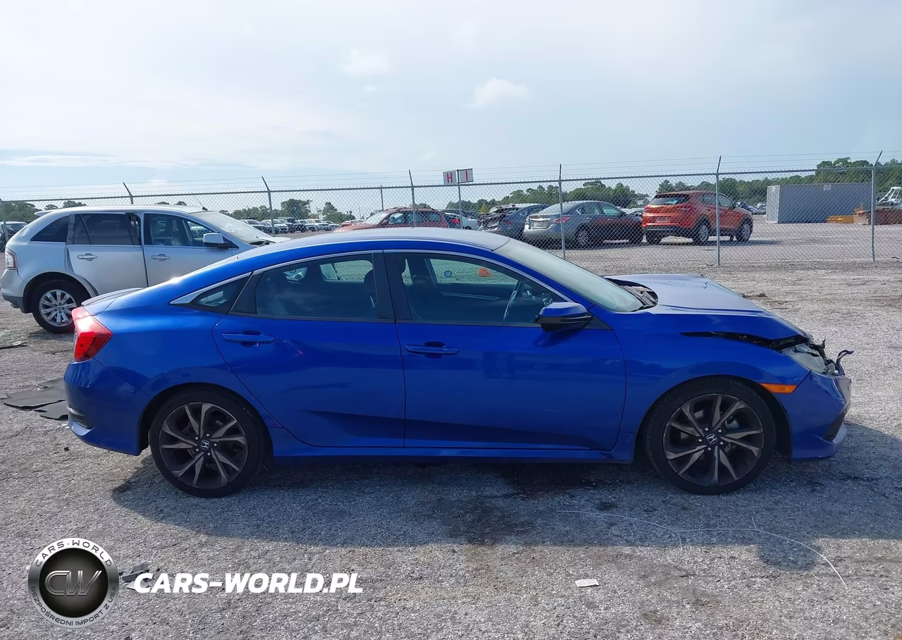 2019 Honda Civic Sport VIN:2HGFC2F8XKH597068 - 13