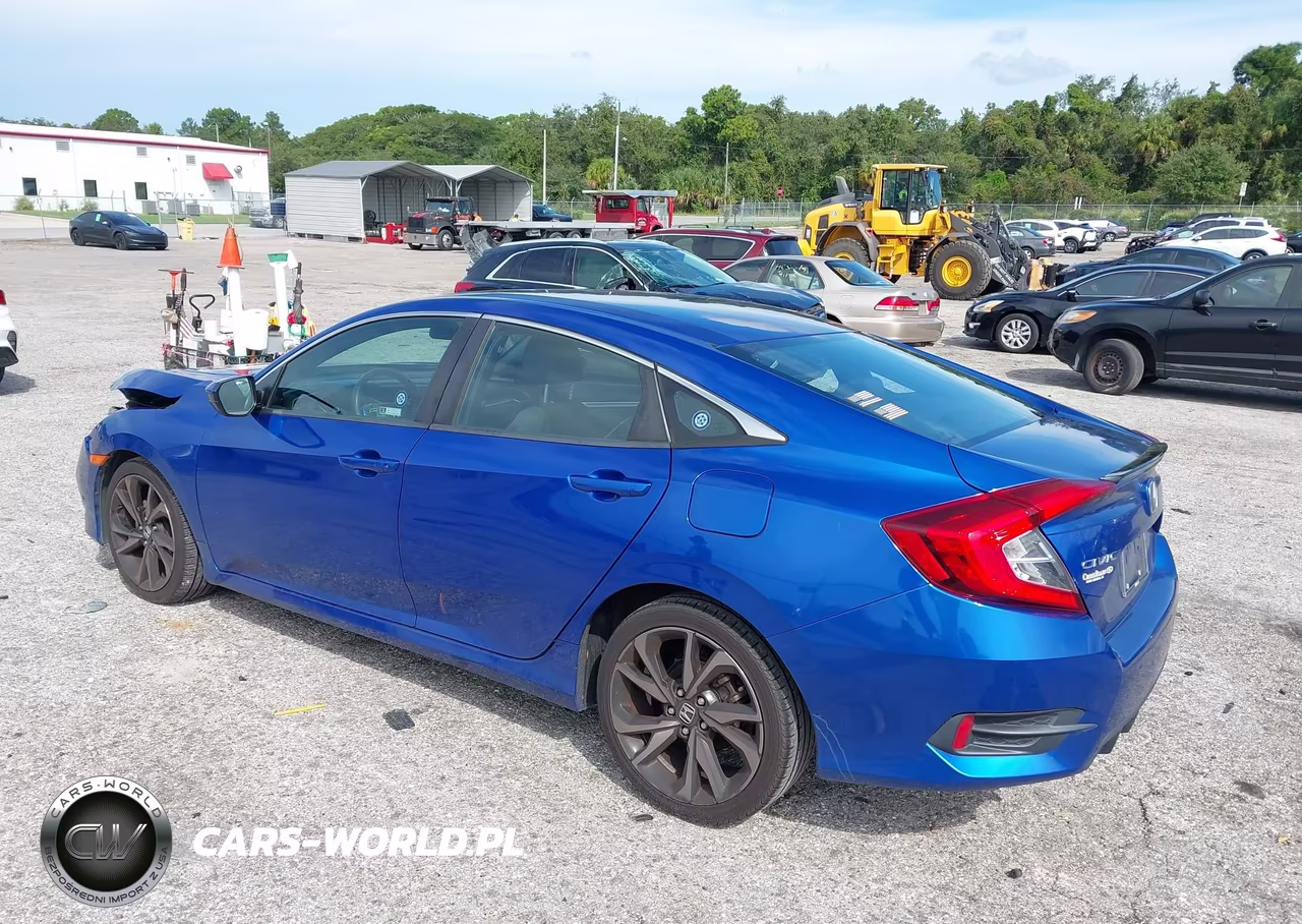 2019 Honda Civic Sport VIN:2HGFC2F8XKH597068 - 3