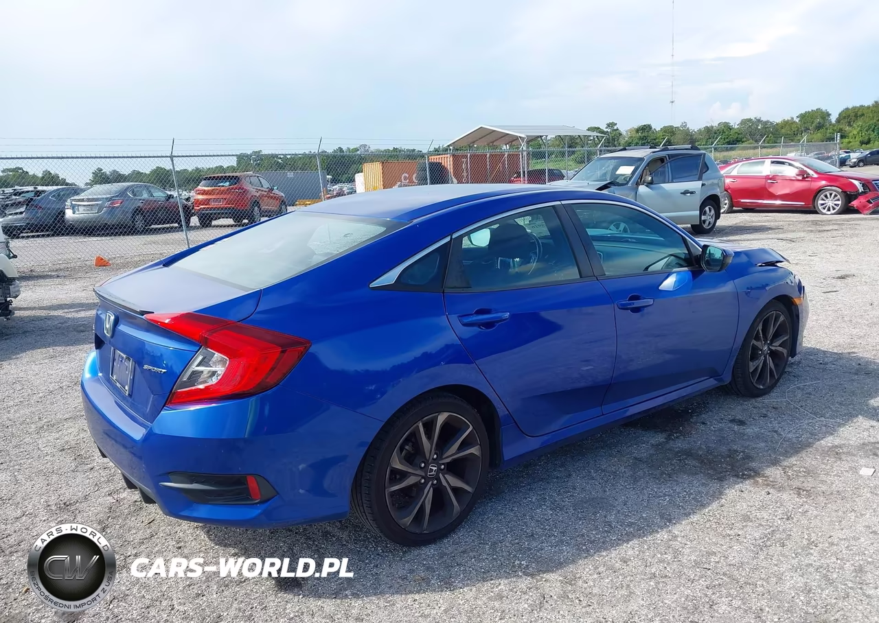 2019 Honda Civic Sport VIN:2HGFC2F8XKH597068 - 4