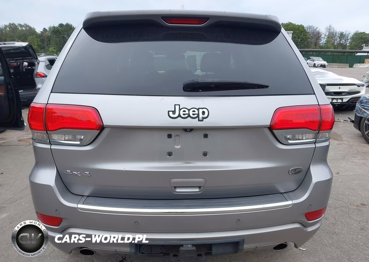 2015 Jeep Grand Cherokee Overland VIN:1C4RJFCGXFC941446 - 17