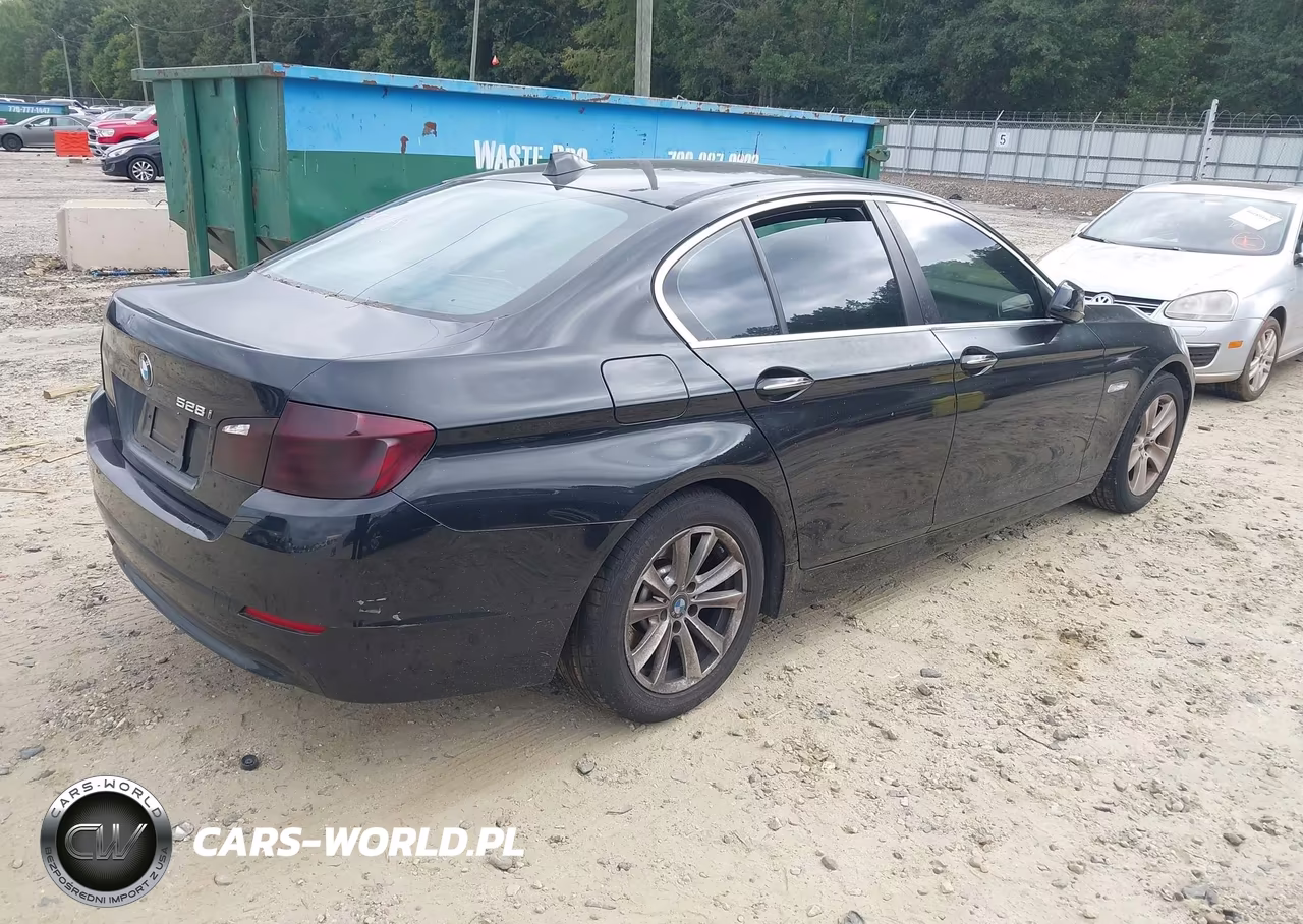 2011 BMW 5 Series 528I VIN:WBAFR1C52BC745148 - 4