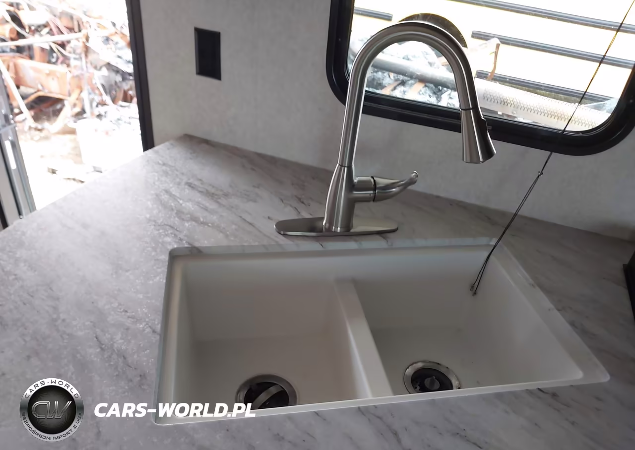 2019 Jayco Camper VIN:1UJBJ0BSXK17M0205 - 12