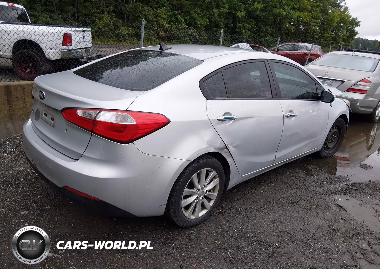 2015 Kia Forte Lx VIN:KNAFK4A63F5394097 - 4