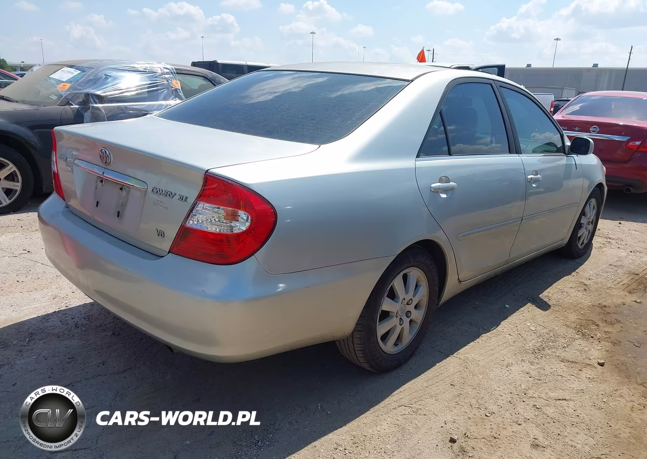 2004 Toyota Camry Xle V6 VIN:JTDBF30K440151875 - 4