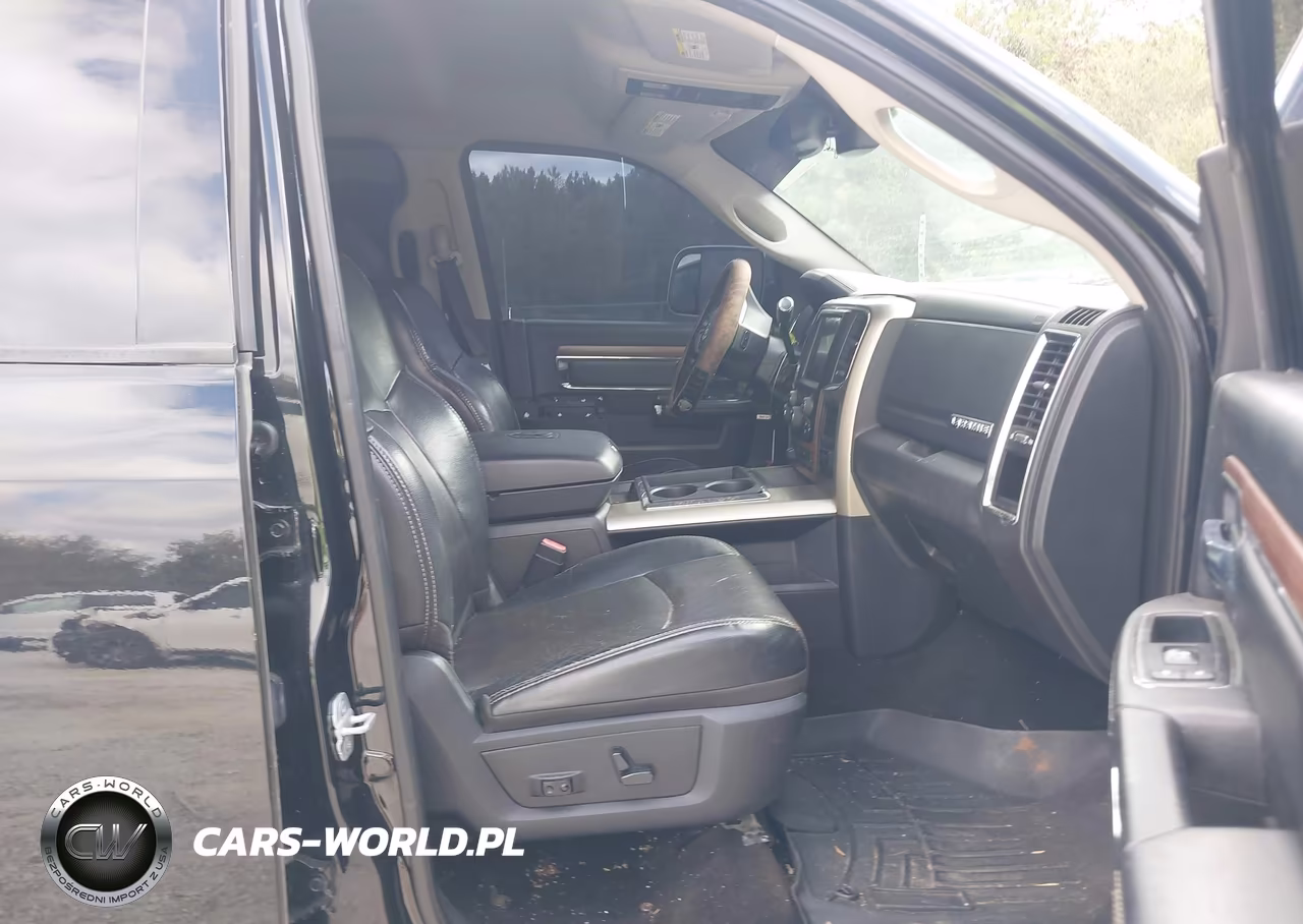 2013 Ram 2500 Laramie VIN:3C6UR5FL2DG613199 - 5