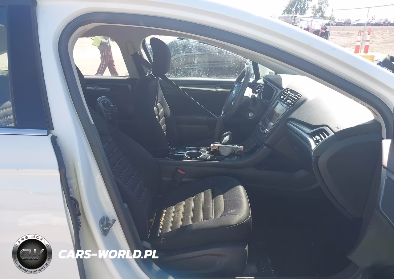 2013 Ford Fusion Se VIN:3FA6P0H77DR384457 - 5