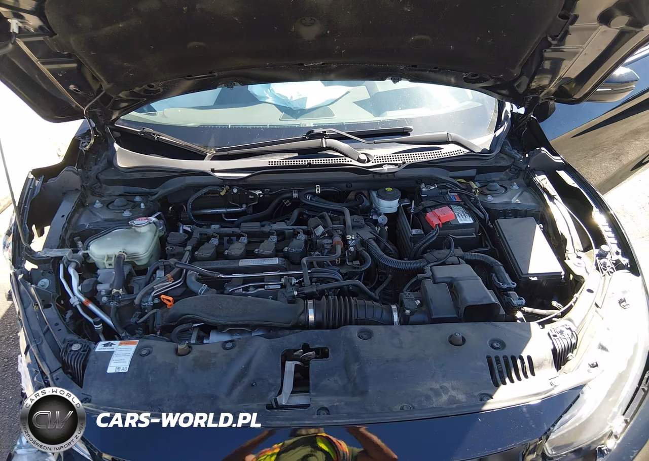 2020 Honda Civic Touring VIN:2HGFC3B90LH353337 - 10