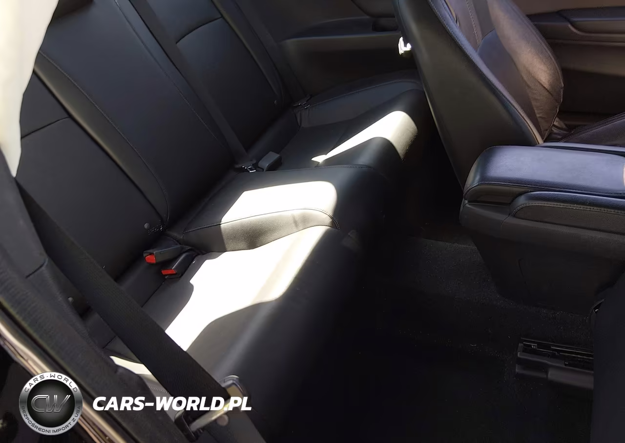 2020 Honda Civic Touring VIN:2HGFC3B90LH353337 - 8