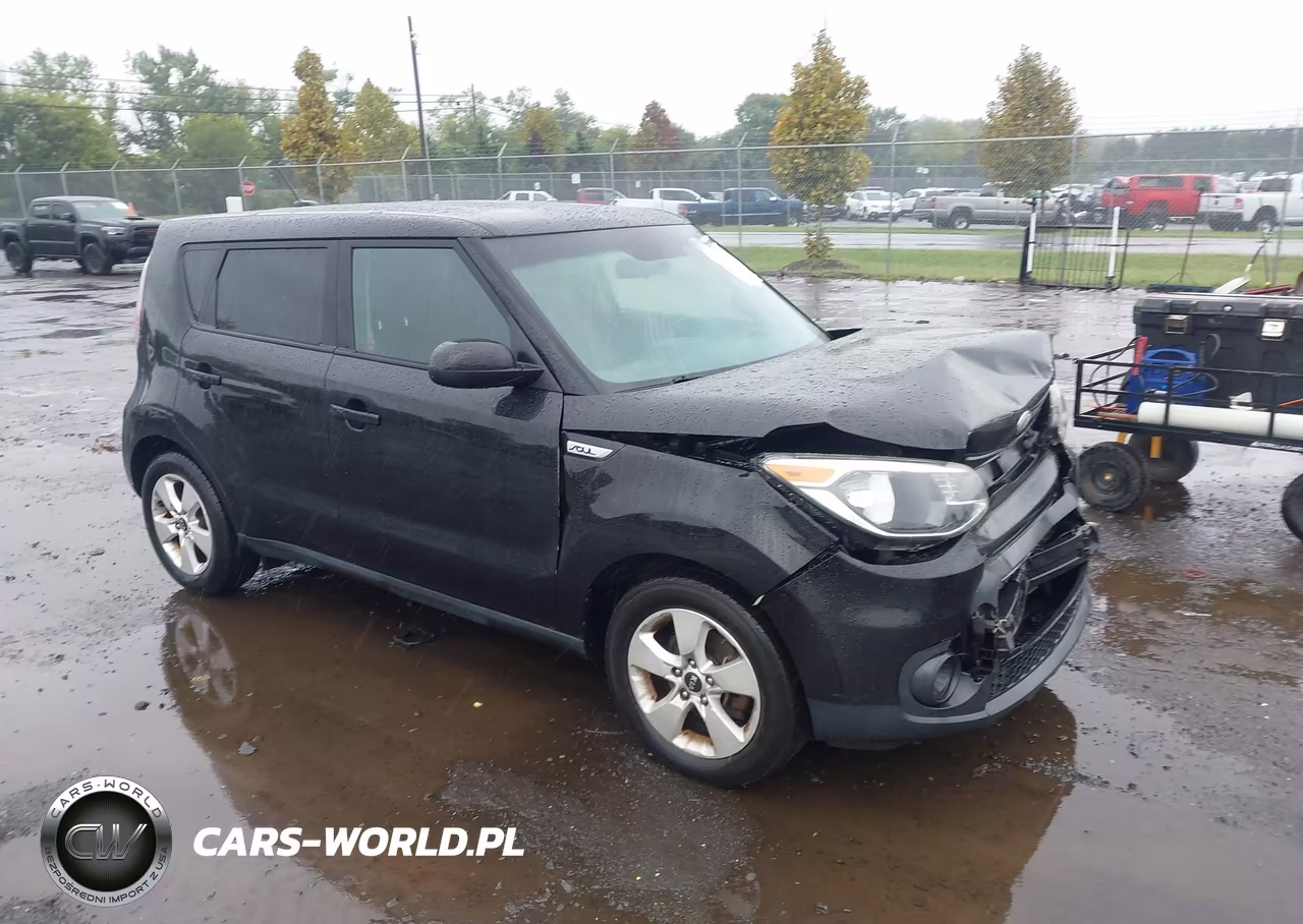 2017 Kia Alma