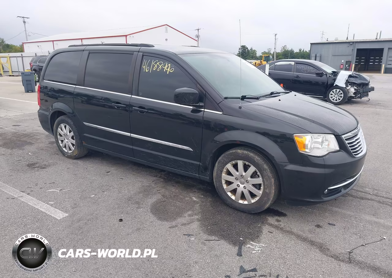 2013 Chrysler Town & Country Touring