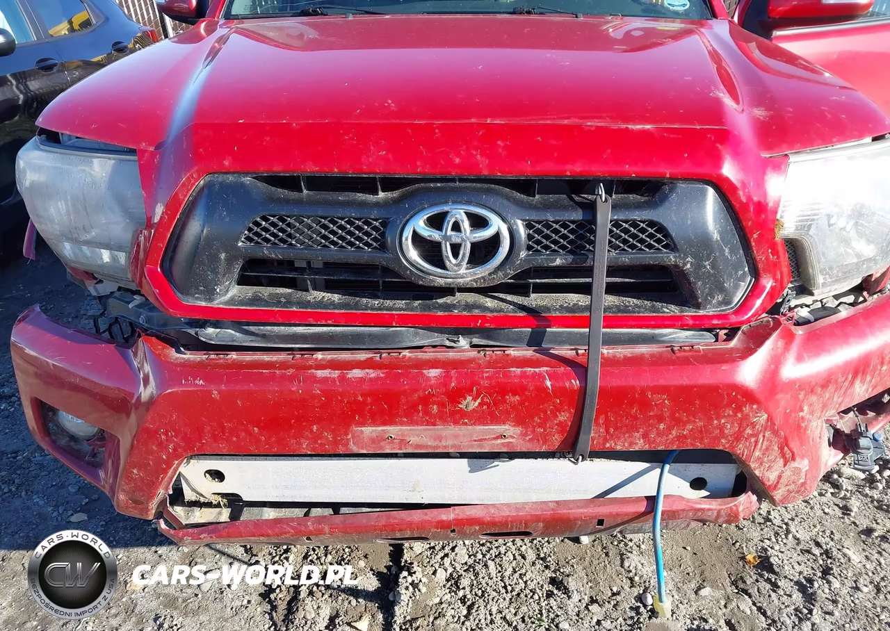 2015 Toyota Tacoma Base V6 VIN:5TFMU4FN8FX035983 - 6