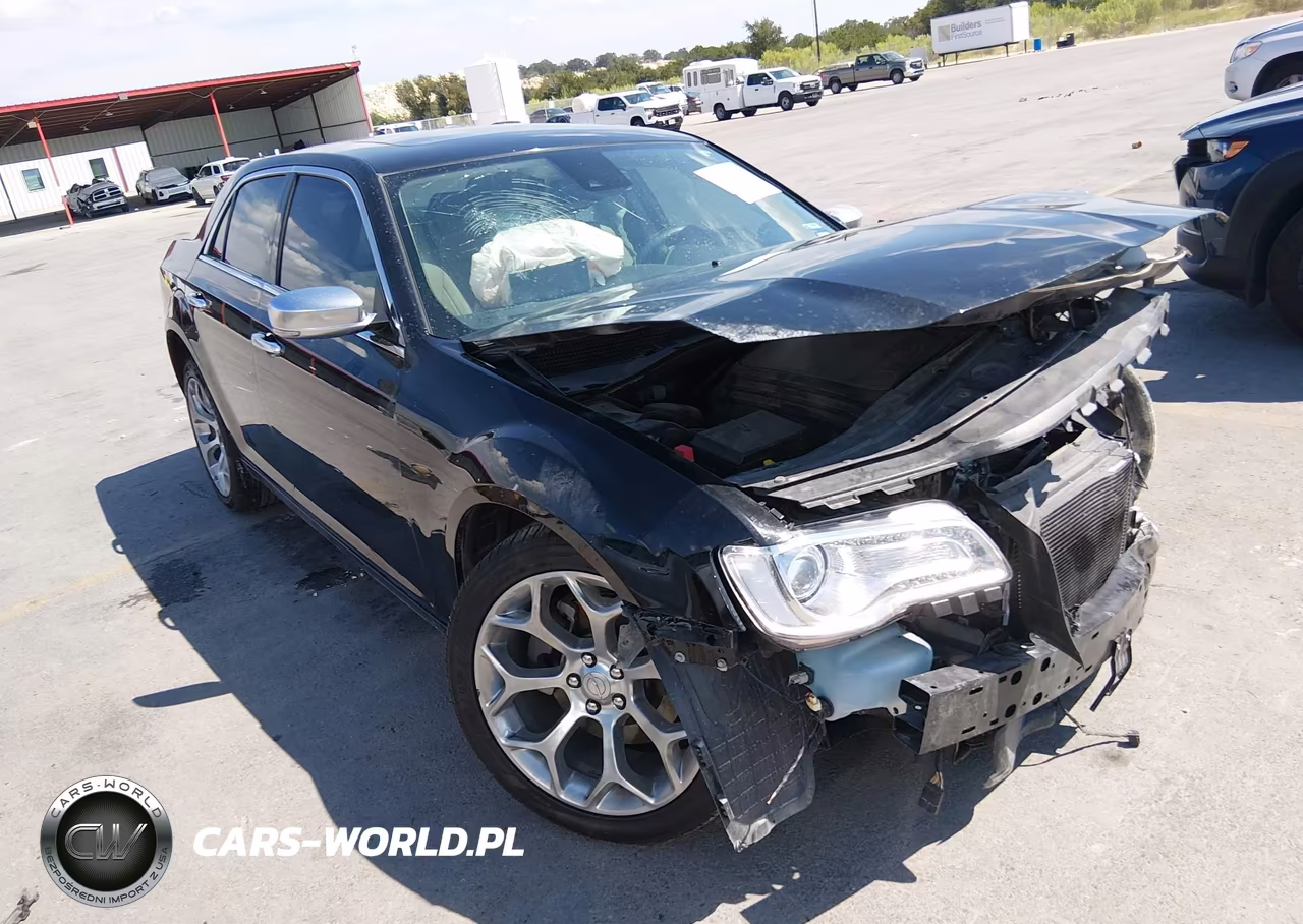 2018 Chrysler 300 300C VIN:2C3CCAPT1JH275890 - 1