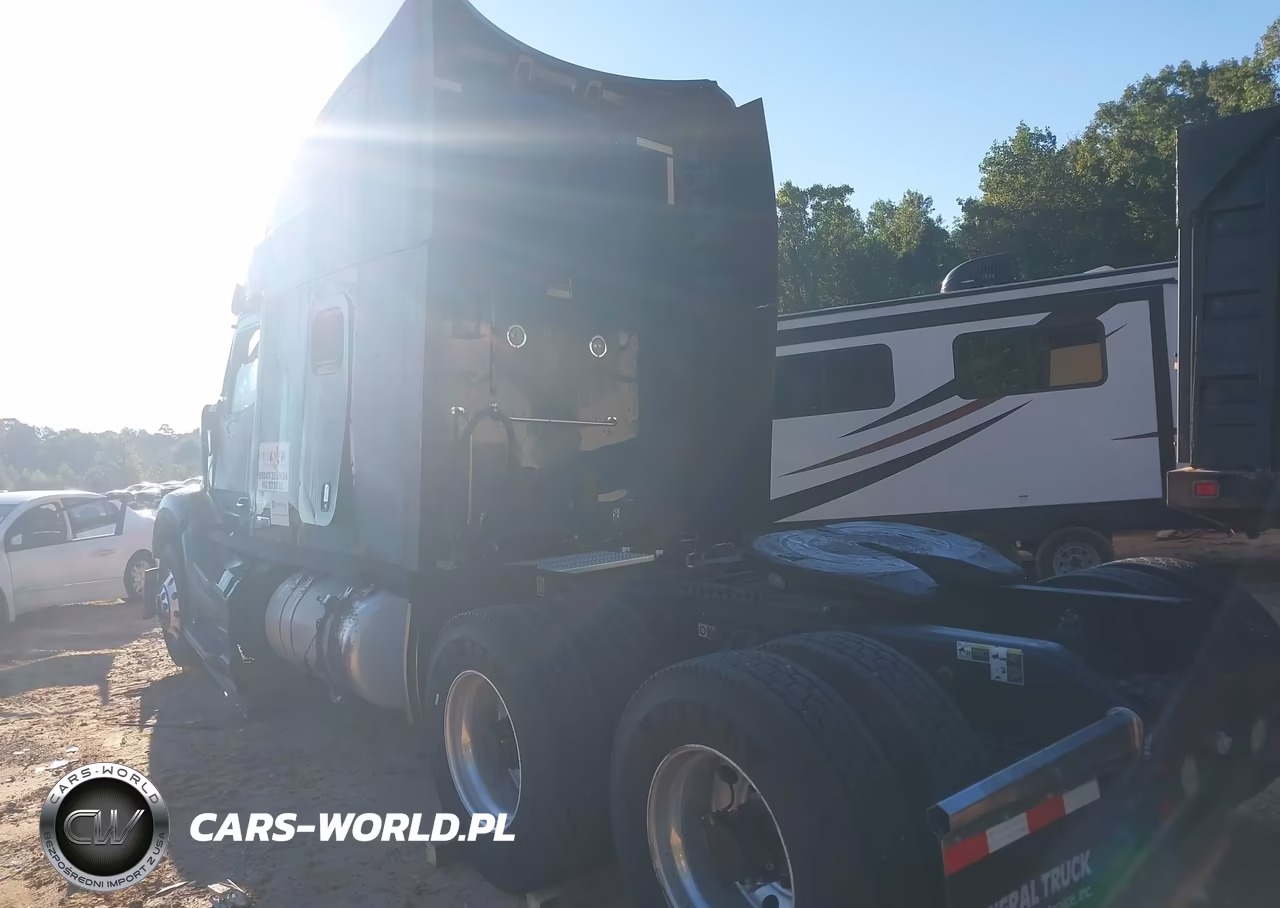 2023 Peterbilt 579 VIN:1XPBDP9X0PD866496 - 3