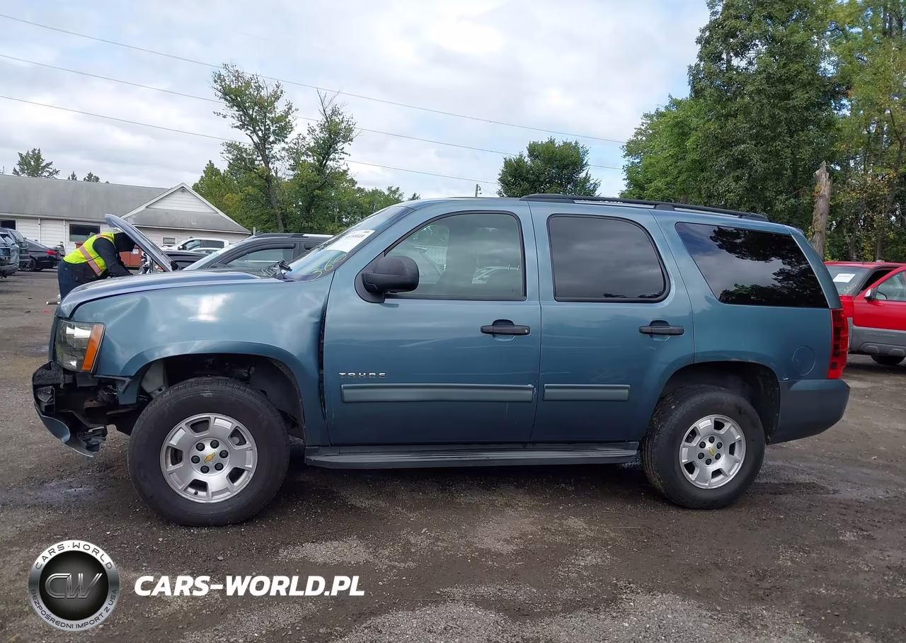 2010 Chevrolet Tahoe Ls VIN:1GNUKAE01AR114362 - 14