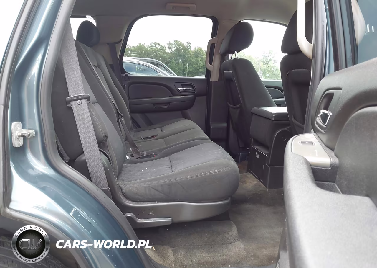 2010 Chevrolet Tahoe Ls VIN:1GNUKAE01AR114362 - 8
