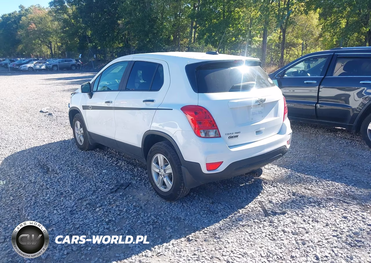 2020 Chevrolet Trax Awd Ls VIN:KL7CJNSBXLB044292 - 3