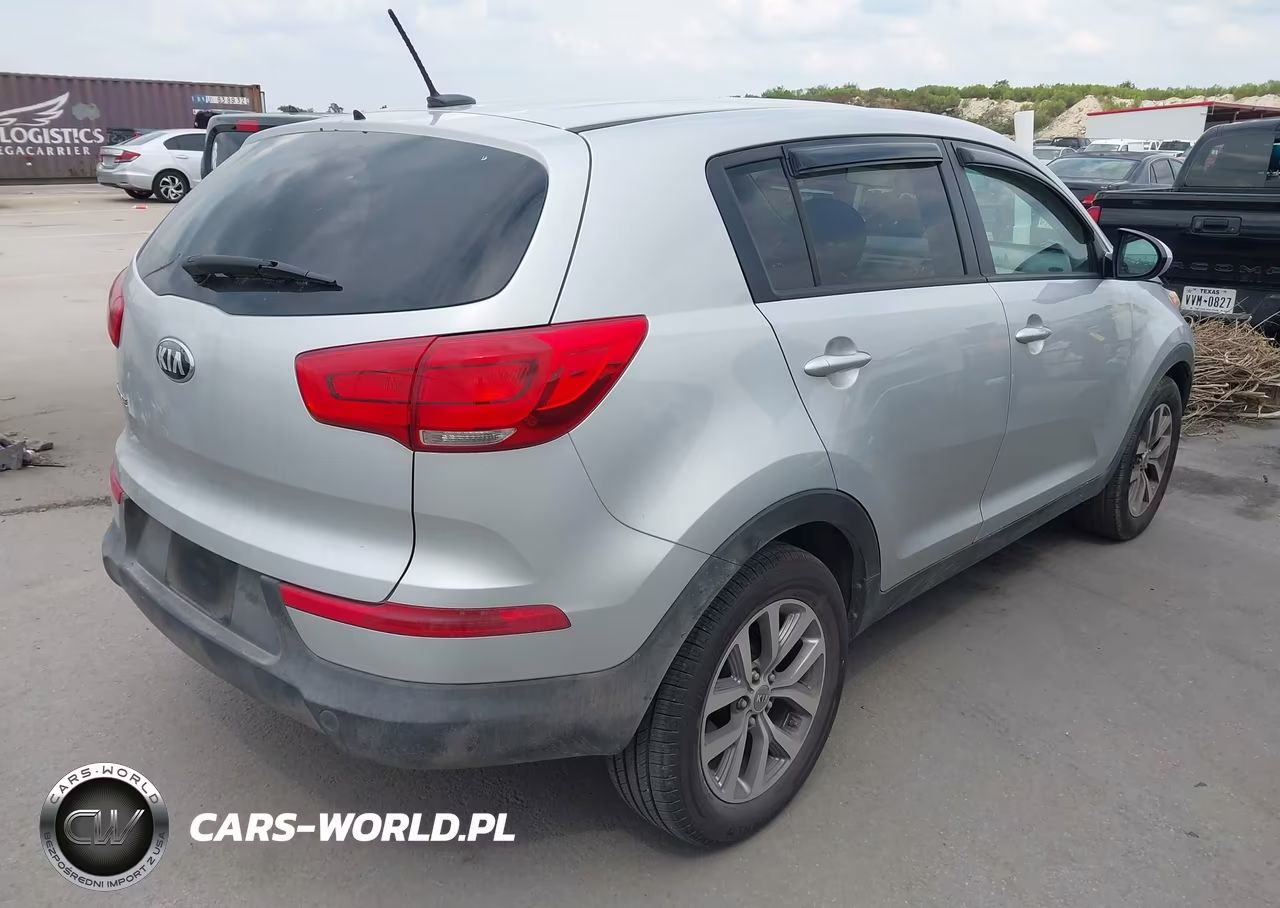 2016 Kia Sportage Lx VIN:KNDPB3AC8G7866887 - 4