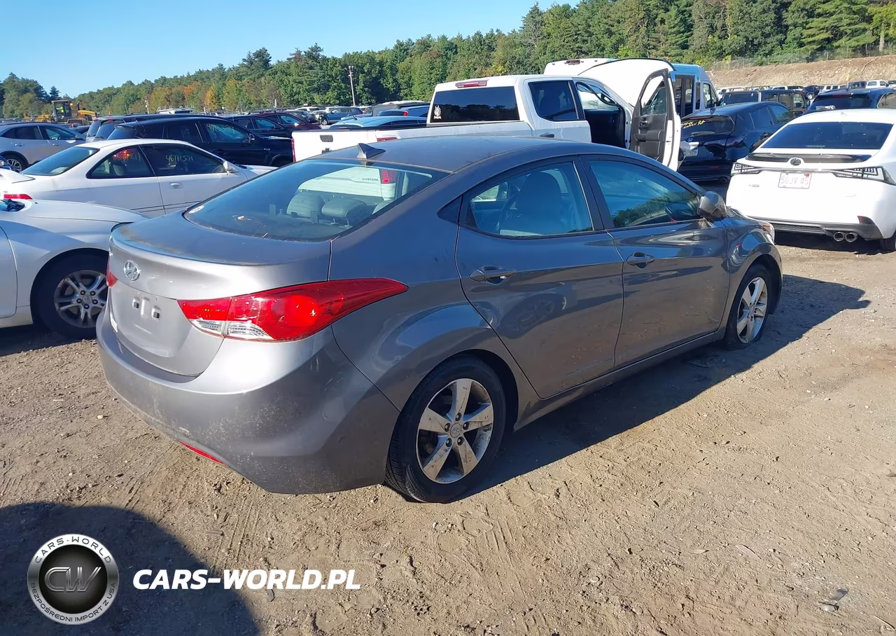 2012 Hyundai Elantra Gls Pzev VIN:5NPDH4AE0CH093900 - 4