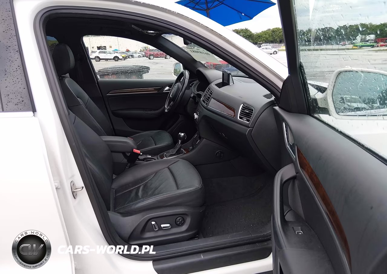 2017 Audi Q3 2.0T Premium VIN:WA1HCCFS6HR012787 - 5