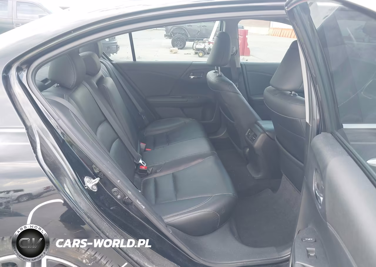2017 Honda Accord Touring V6 VIN:1HGCR3F91HA020601 - 8