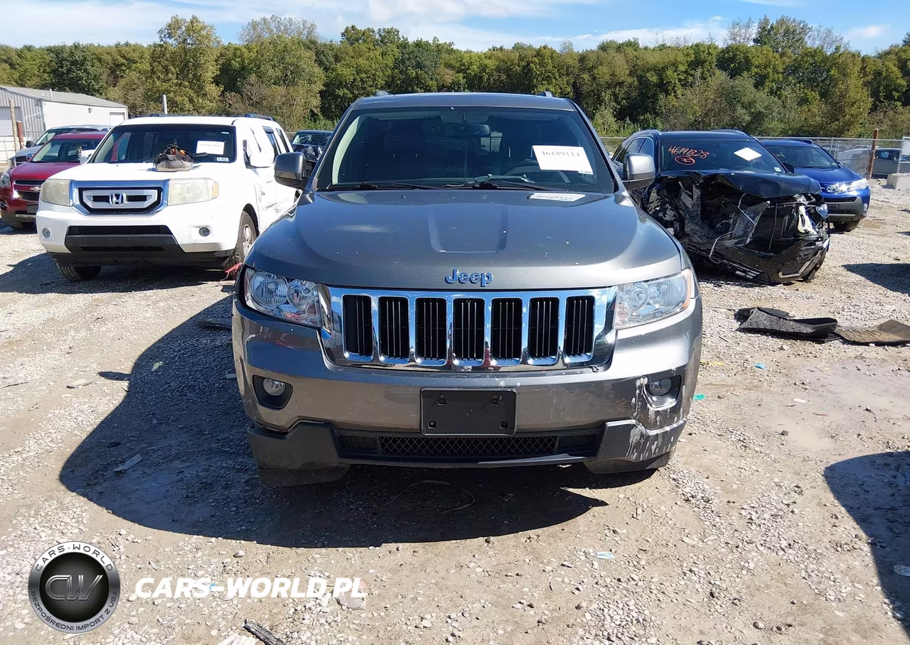 2012 Jeep Grand Cherokee Laredo VIN:1C4RJFAG9CC255834 - 12