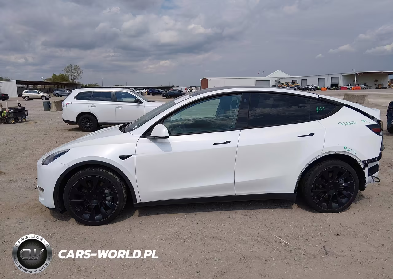 2023 Tesla Model Y Awd-Long Range Dual Motor All-Wheel Drive VIN:7SAYGDEE1PA040464 - 14