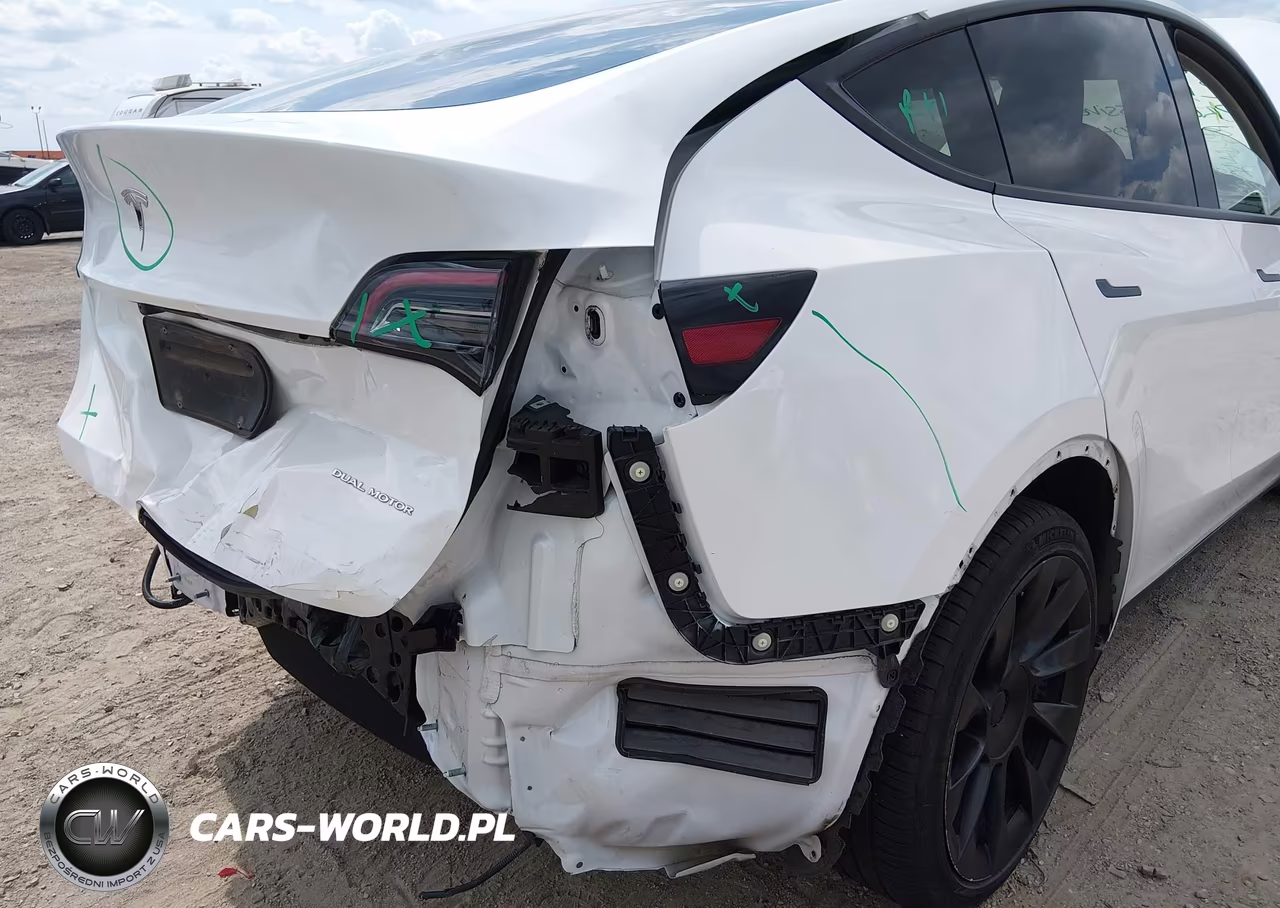2023 Tesla Model Y Awd-Long Range Dual Motor All-Wheel Drive VIN:7SAYGDEE1PA040464 - 19