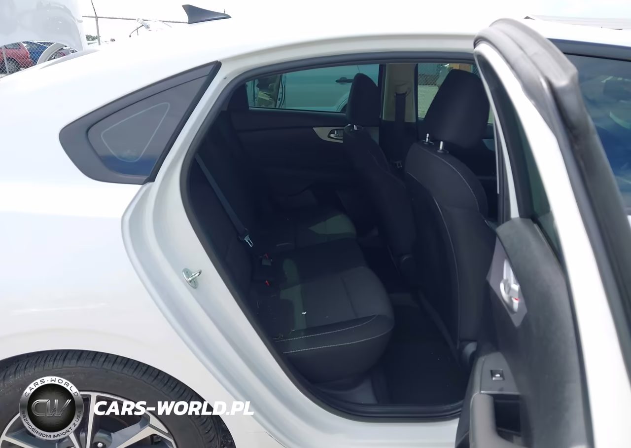2024 Kia Fuerte Lxs VIN:3KPF24AD4RE727563 - 8