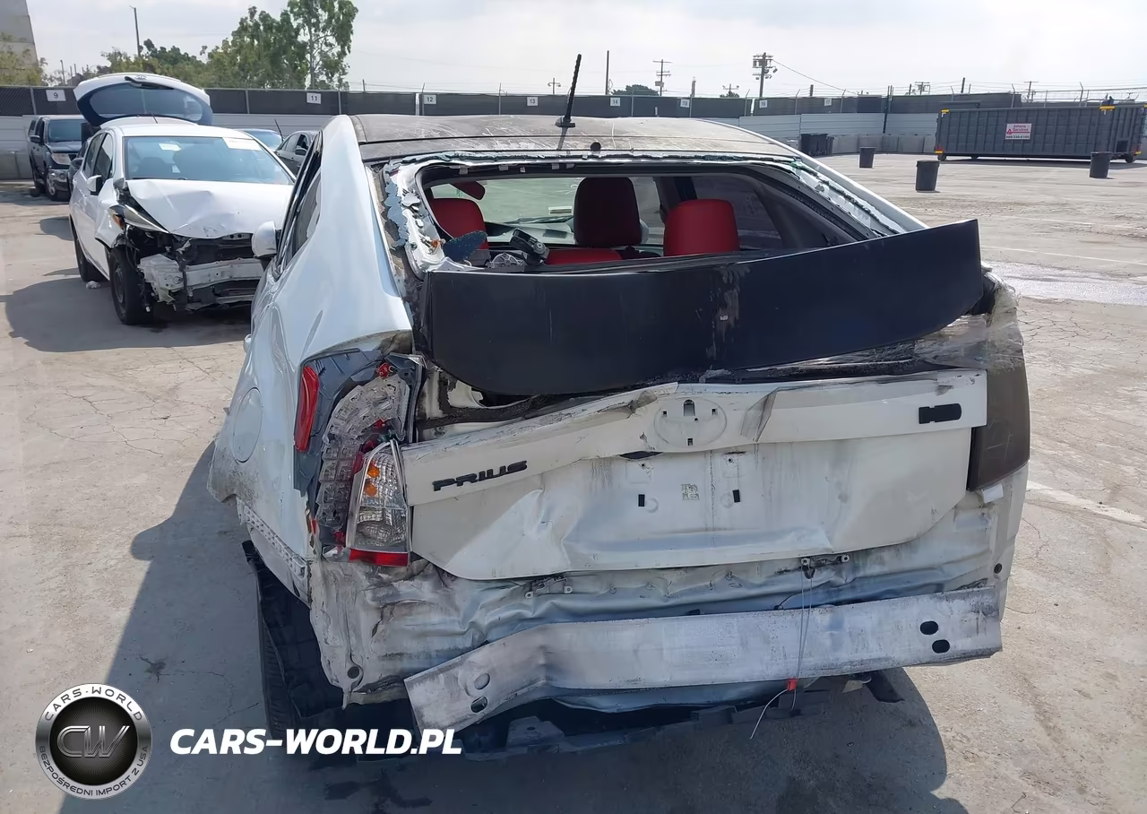 2015 Toyota Prius Two VIN:JTDKN3DU6F0463570 - 6