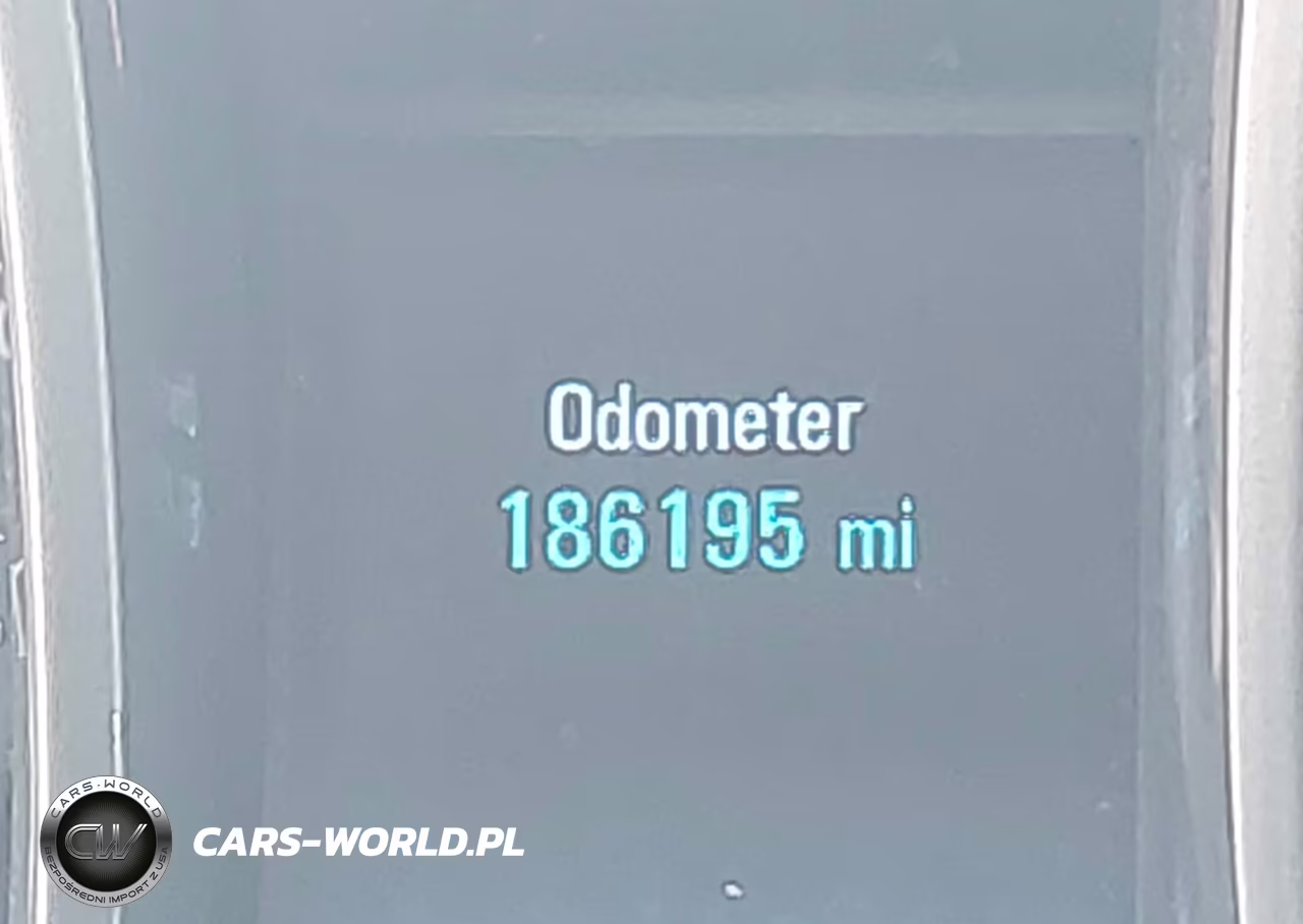 2015 Chevrolet Malibu 2Lt VIN:1G11D5SL5FF229205 - 15