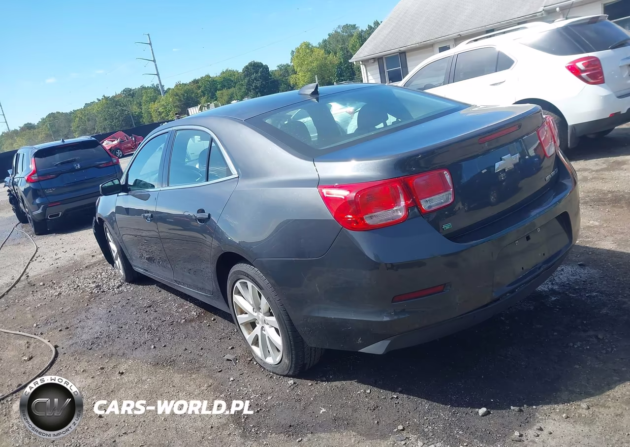 2015 Chevrolet Malibu 2Lt VIN:1G11D5SL5FF229205 - 3