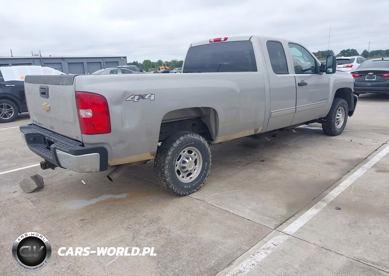 2009 Chevrolet Silverado 2500Hd Lt VIN:1GCHK59K89E134236 - 4