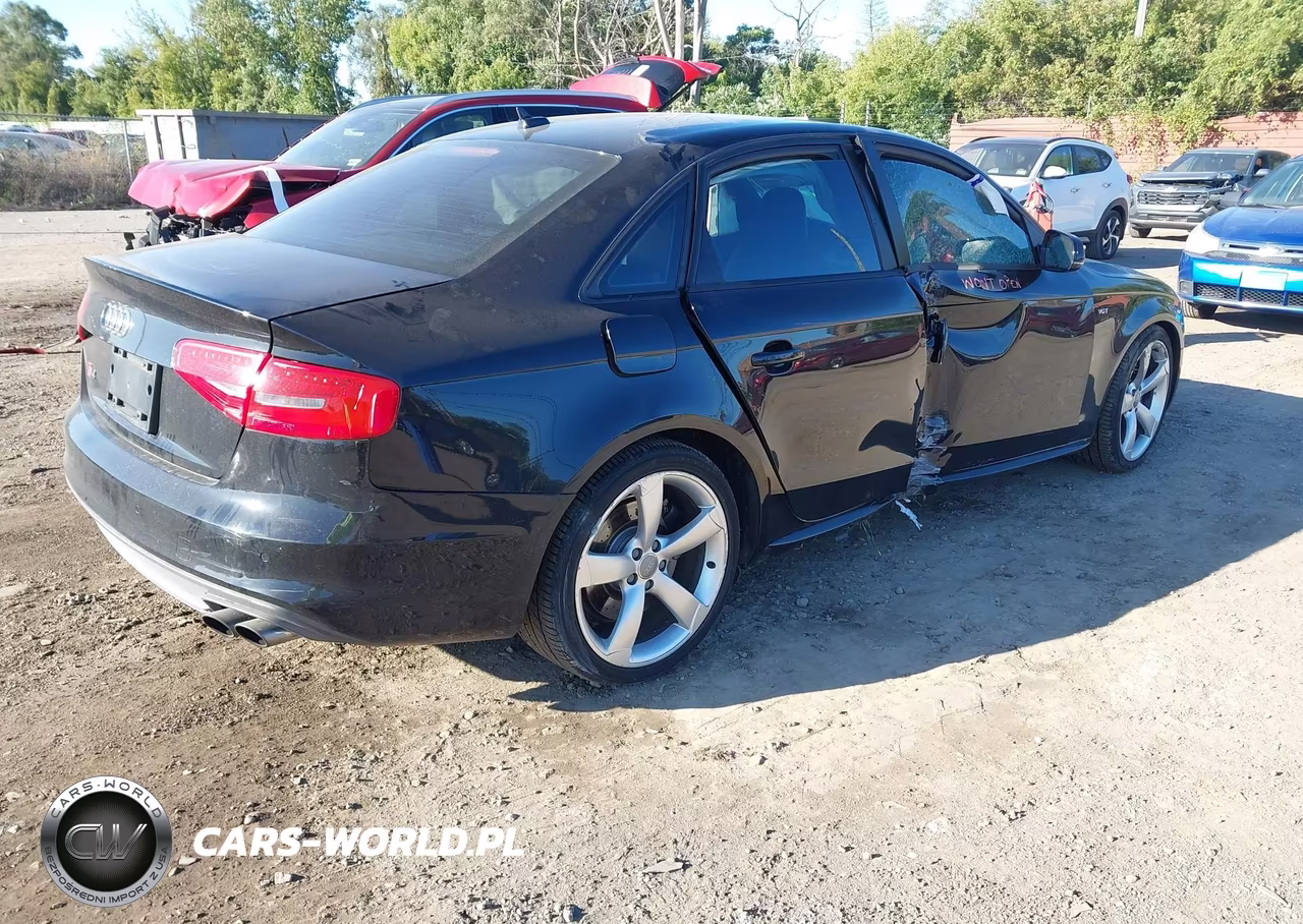 2012 Audi S4 Prestige VIN:WAUKGAFL6CA030370 - 4