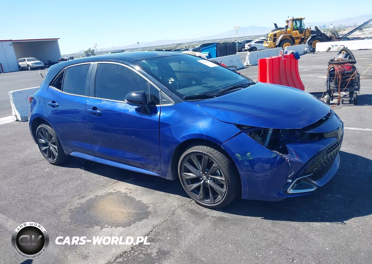 2026 Toyota Corolla Xse VIN:JTNC4MBE4T3259302 - 18