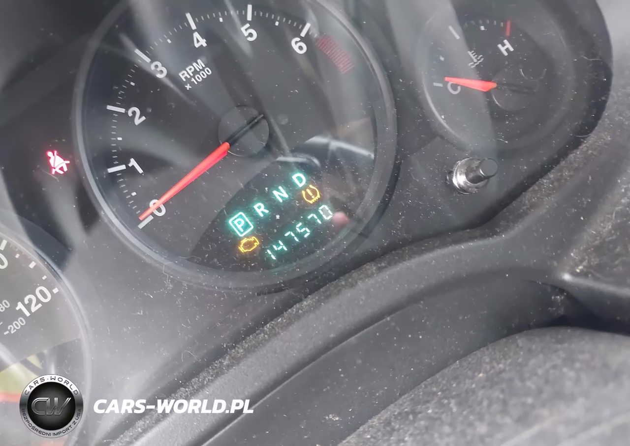 2012 Jeep Patriot Latitude VIN:1C4NJRFB4CD567101 - 7