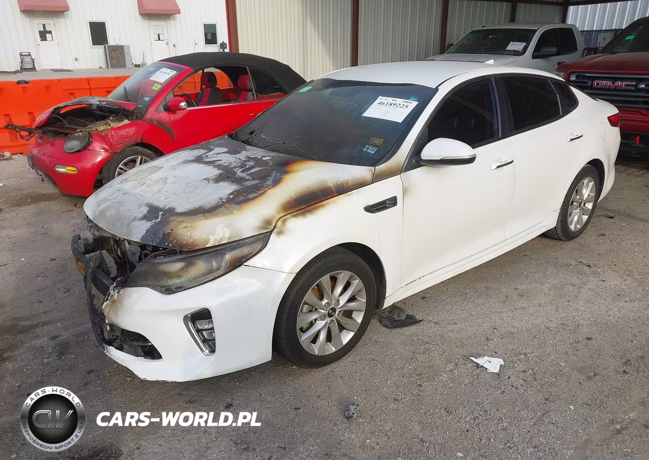 2018 Kia Optima S VIN:5XXGT4L3XJG229692 - 2
