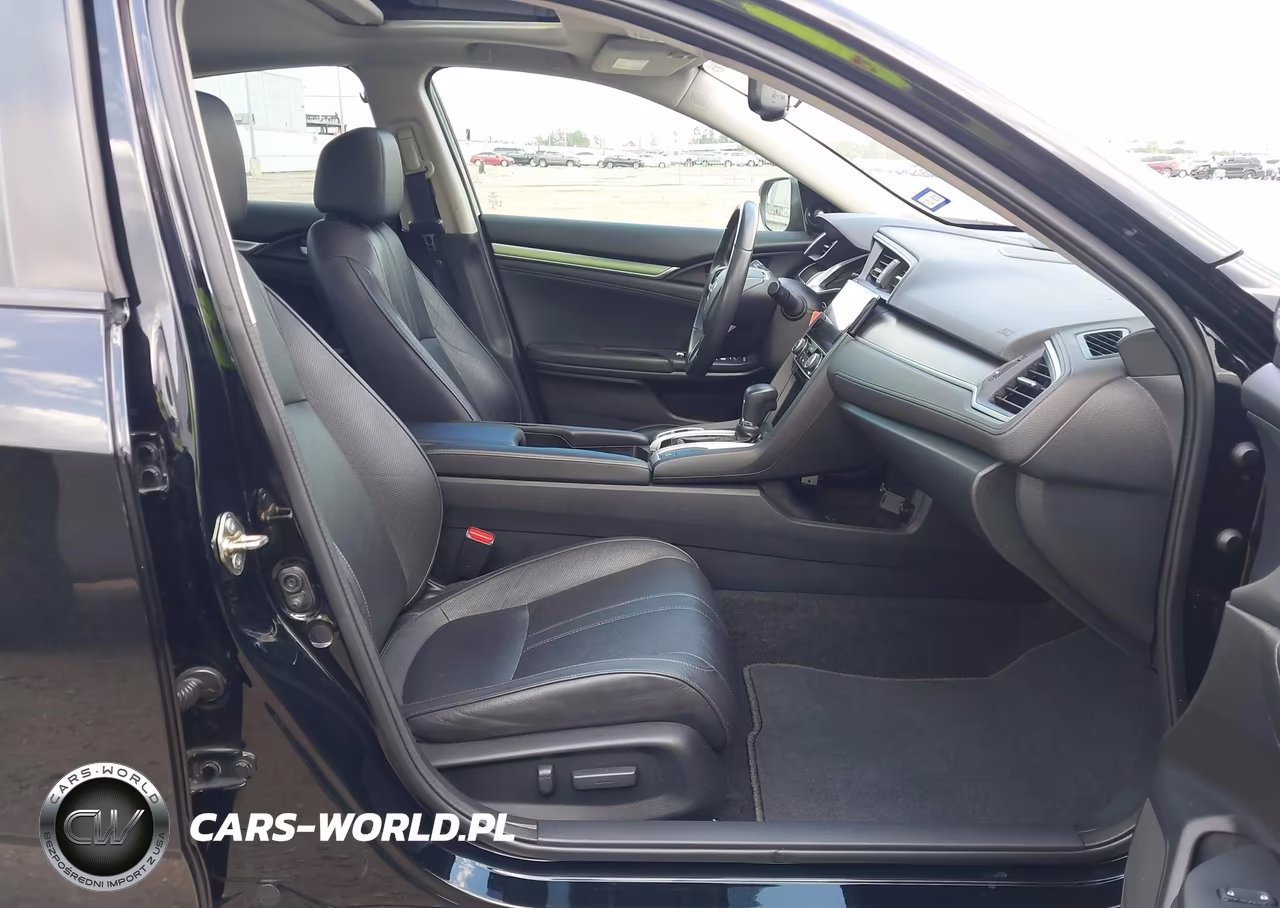 2016 Honda Civic Touring VIN:19XFC1F92GE023715 - 5