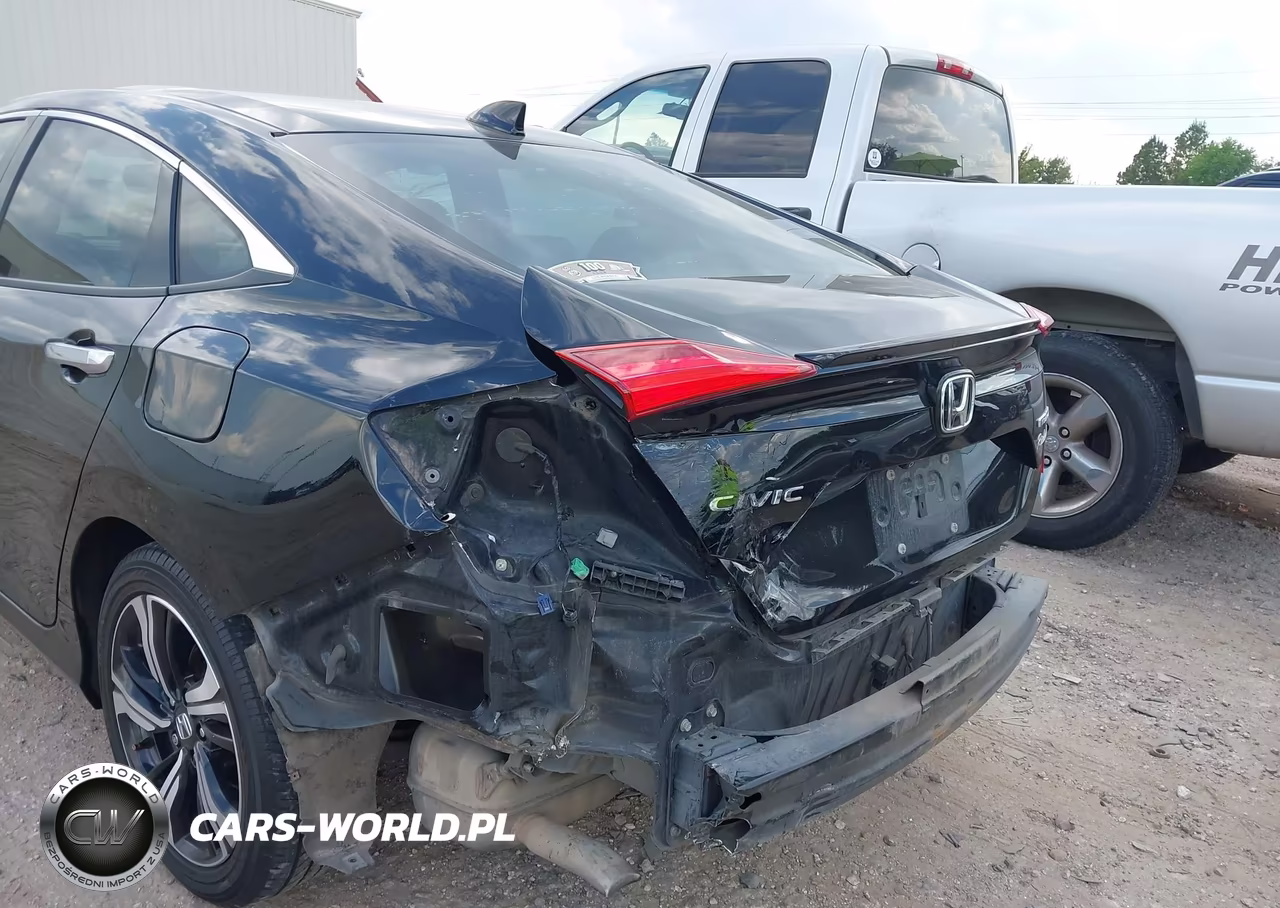 2016 Honda Civic Touring VIN:19XFC1F92GE023715 - 6