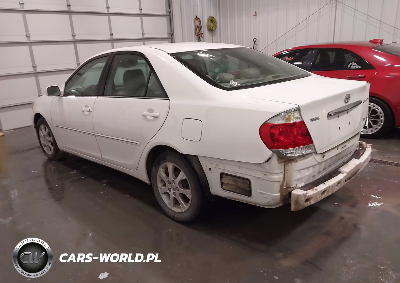 2005 Toyota Camry Xle V6 VIN:4T1BF30K35U083784 - 3